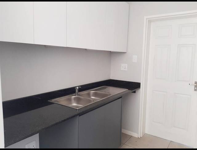 3 BEDROOM HOUSE RENTED IN LOVEMORE PARK